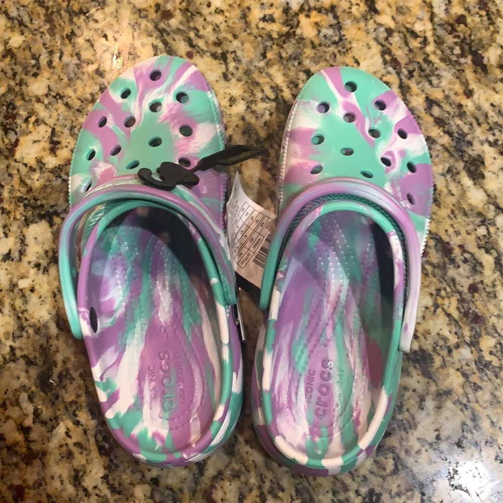 Crocs new